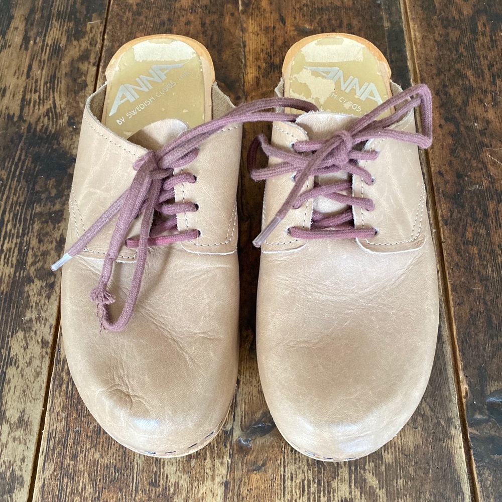 Anna clogs from Sweden